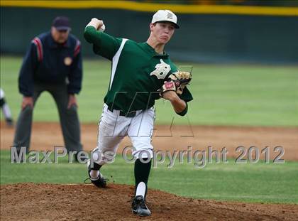 Thumbnail 3 in Charter Oak @ Damien photogallery.