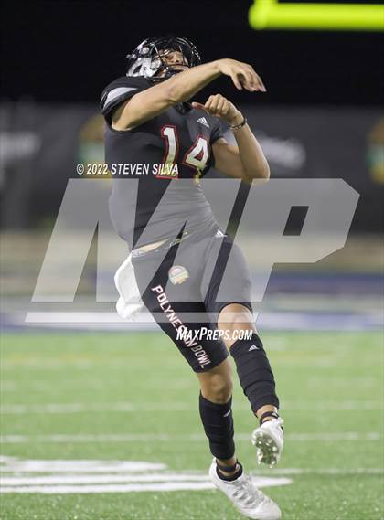 Thumbnail 3 in Polynesian Bowl (Team Mauka vs. Team Makai) photogallery.
