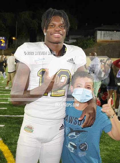 Thumbnail 3 in Polynesian Bowl (Team Mauka vs. Team Makai) photogallery.
