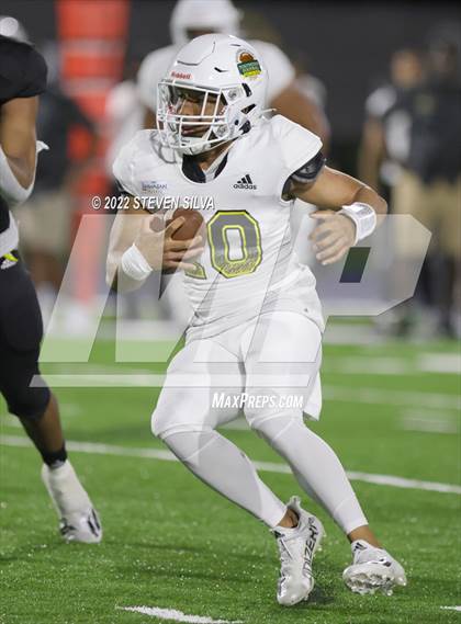Thumbnail 3 in Polynesian Bowl (Team Mauka vs. Team Makai) photogallery.