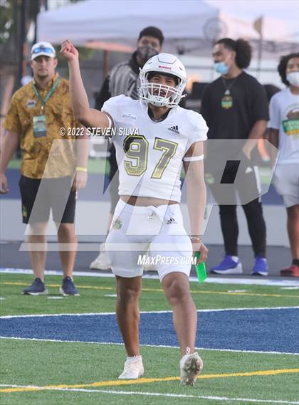 Thumbnail 1 in Polynesian Bowl (Team Mauka vs. Team Makai) photogallery.