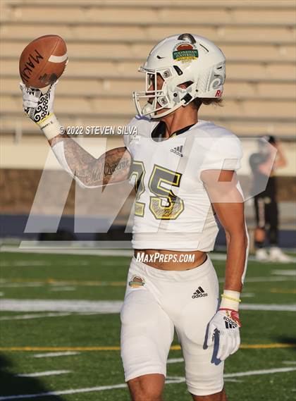 Thumbnail 2 in Polynesian Bowl (Team Mauka vs. Team Makai) photogallery.