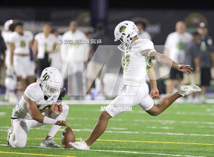 Thumbnail 3 in Polynesian Bowl (Team Mauka vs. Team Makai) photogallery.