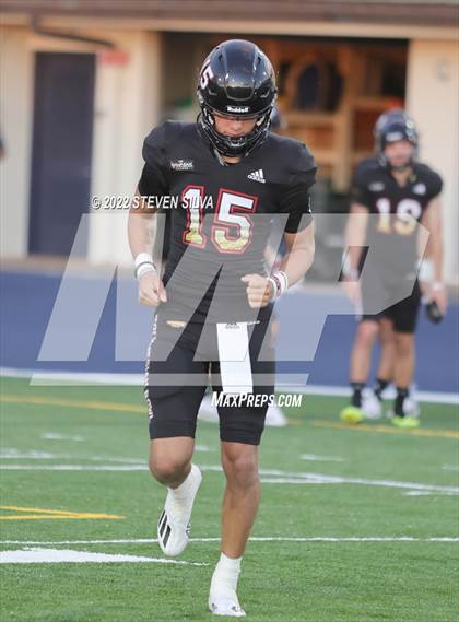 Thumbnail 2 in Polynesian Bowl (Team Mauka vs. Team Makai) photogallery.