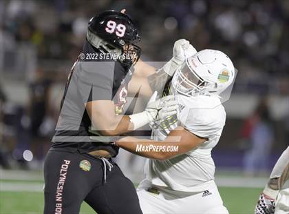 Thumbnail 2 in Polynesian Bowl (Team Mauka vs. Team Makai) photogallery.