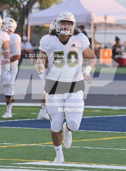 Thumbnail 3 in Polynesian Bowl (Team Mauka vs. Team Makai) photogallery.