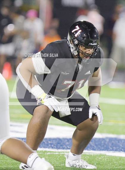 Thumbnail 2 in Polynesian Bowl (Team Mauka vs. Team Makai) photogallery.