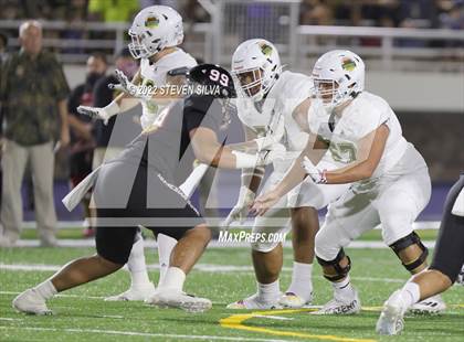 Thumbnail 3 in Polynesian Bowl (Team Mauka vs. Team Makai) photogallery.