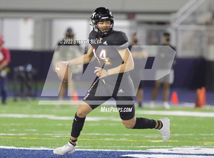 Thumbnail 3 in Polynesian Bowl (Team Mauka vs. Team Makai) photogallery.