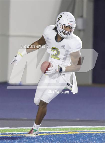 Thumbnail 3 in Polynesian Bowl (Team Mauka vs. Team Makai) photogallery.