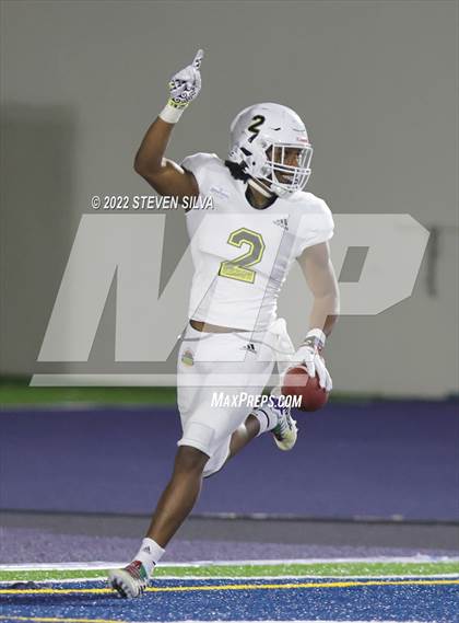 Thumbnail 1 in Polynesian Bowl (Team Mauka vs. Team Makai) photogallery.