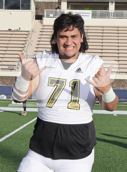 Thumbnail 2 in Polynesian Bowl (Team Mauka vs. Team Makai) photogallery.