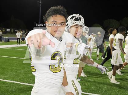 Thumbnail 1 in Polynesian Bowl (Team Mauka vs. Team Makai) photogallery.