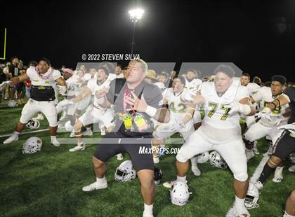 Thumbnail 1 in Polynesian Bowl (Team Mauka vs. Team Makai) photogallery.