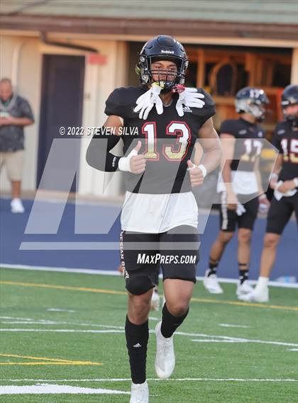 Thumbnail 3 in Polynesian Bowl (Team Mauka vs. Team Makai) photogallery.