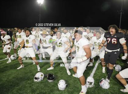 Thumbnail 2 in Polynesian Bowl (Team Mauka vs. Team Makai) photogallery.