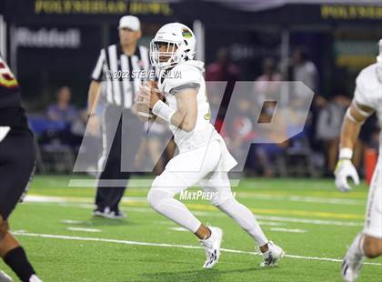 Thumbnail 2 in Polynesian Bowl (Team Mauka vs. Team Makai) photogallery.