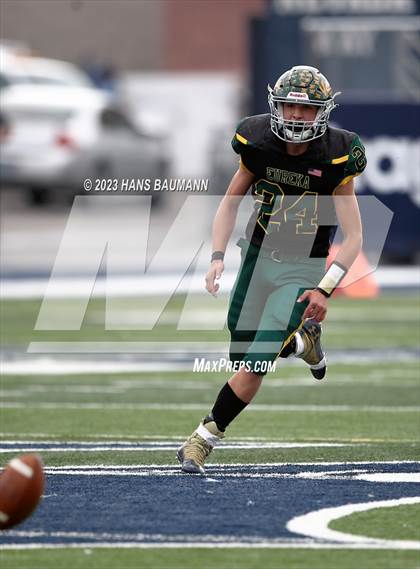 Thumbnail 3 in Pahranagat Valley @ Eureka (NIAA 1A Final) photogallery.