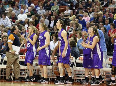 Thumbnail 3 in Navasota vs Canyon (UIL 3A Semifinals) photogallery.