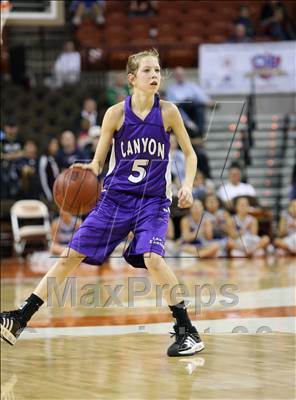 Thumbnail 3 in Navasota vs Canyon (UIL 3A Semifinals) photogallery.
