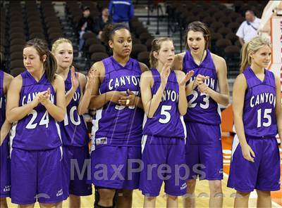 Thumbnail 1 in Navasota vs Canyon (UIL 3A Semifinals) photogallery.