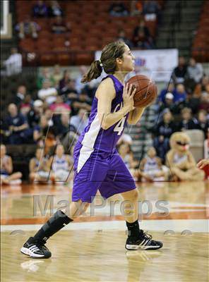 Thumbnail 1 in Navasota vs Canyon (UIL 3A Semifinals) photogallery.