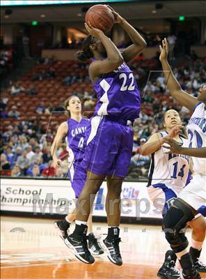 Thumbnail 3 in Navasota vs Canyon (UIL 3A Semifinals) photogallery.