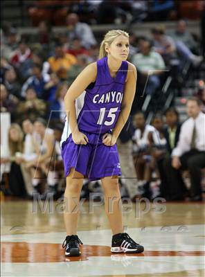 Thumbnail 1 in Navasota vs Canyon (UIL 3A Semifinals) photogallery.