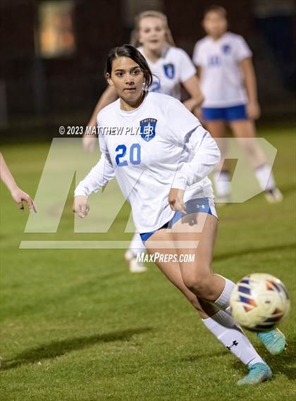 Thumbnail 1 in Triton @ Terry Sanford photogallery.