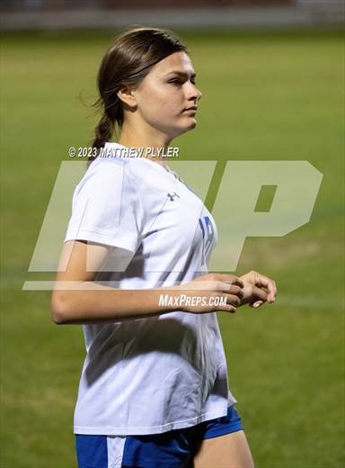 null - Photo 01