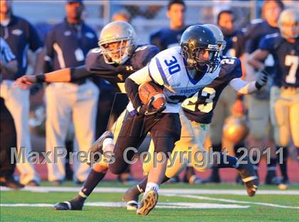 Thumbnail 1 in San Tan Foothills vs. Yuma Catholic (AIA D5 Semifinal) photogallery.