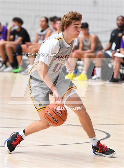 Thumbnail 3 in Mesa vs. Marin Catholic - Section 7 Basketball Tournament photogallery.