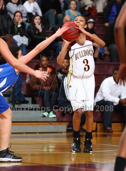 Thumbnail 2 in King's Fork vs. Norfolk Collegiate  (Lady Greyhound Classic) photogallery.