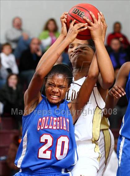 Thumbnail 3 in King's Fork vs. Norfolk Collegiate  (Lady Greyhound Classic) photogallery.
