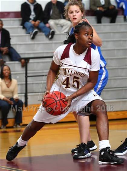 Thumbnail 3 in King's Fork vs. Norfolk Collegiate  (Lady Greyhound Classic) photogallery.