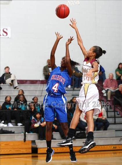 Thumbnail 2 in King's Fork vs. Norfolk Collegiate  (Lady Greyhound Classic) photogallery.
