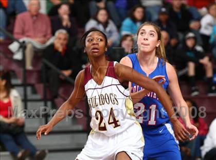Thumbnail 3 in King's Fork vs. Norfolk Collegiate  (Lady Greyhound Classic) photogallery.