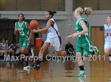 Thumbnail 1 in Cary @ Broughton photogallery.