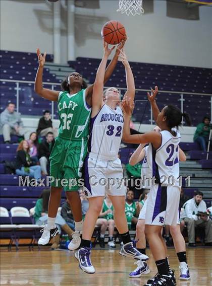 Thumbnail 1 in Cary @ Broughton photogallery.