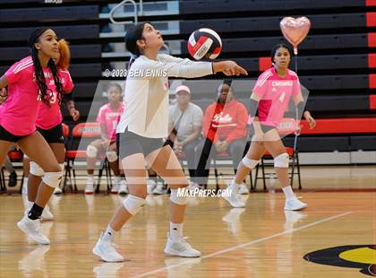 Thumbnail 3 in Glynn Academy vs Jonesboro (2023 GHSA 6A Round 1) photogallery.