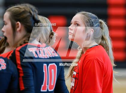 Thumbnail 3 in Glynn Academy vs Jonesboro (2023 GHSA 6A Round 1) photogallery.