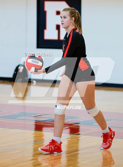 Thumbnail 1 in Glynn Academy vs Jonesboro (2023 GHSA 6A Round 1) photogallery.