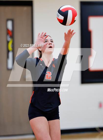 Thumbnail 3 in Glynn Academy vs Jonesboro (2023 GHSA 6A Round 1) photogallery.