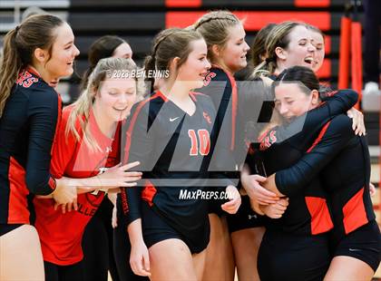 Thumbnail 1 in Glynn Academy vs Jonesboro (2023 GHSA 6A Round 1) photogallery.