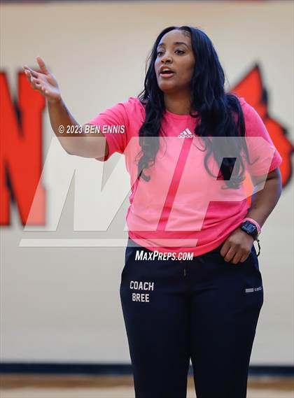 Thumbnail 1 in Glynn Academy vs Jonesboro (2023 GHSA 6A Round 1) photogallery.