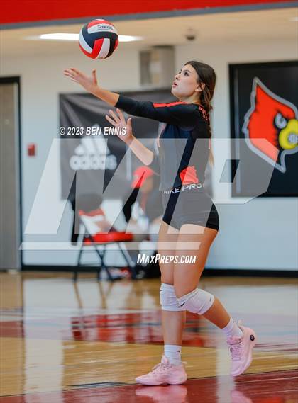 Thumbnail 2 in Glynn Academy vs Jonesboro (2023 GHSA 6A Round 1) photogallery.