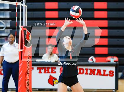 Thumbnail 2 in Glynn Academy vs Jonesboro (2023 GHSA 6A Round 1) photogallery.