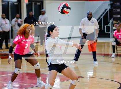 Thumbnail 3 in Glynn Academy vs Jonesboro (2023 GHSA 6A Round 1) photogallery.