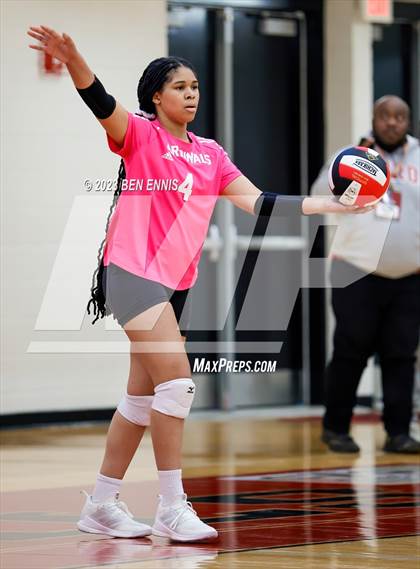 Thumbnail 2 in Glynn Academy vs Jonesboro (2023 GHSA 6A Round 1) photogallery.