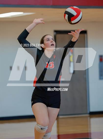 Thumbnail 3 in Glynn Academy vs Jonesboro (2023 GHSA 6A Round 1) photogallery.